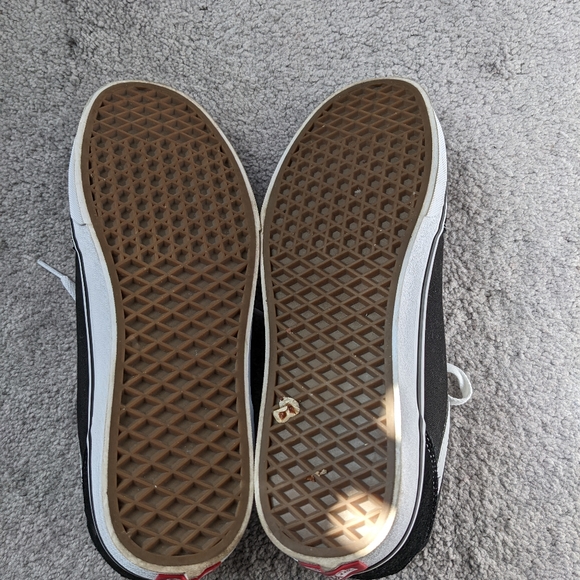 NWOT vans Sk8 high tops - Picture 4 of 5